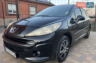 Хэтчбек Peugeot 207 2007 в Виннице