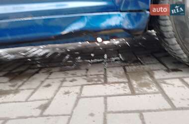 Хэтчбек Peugeot 207 2010 в 