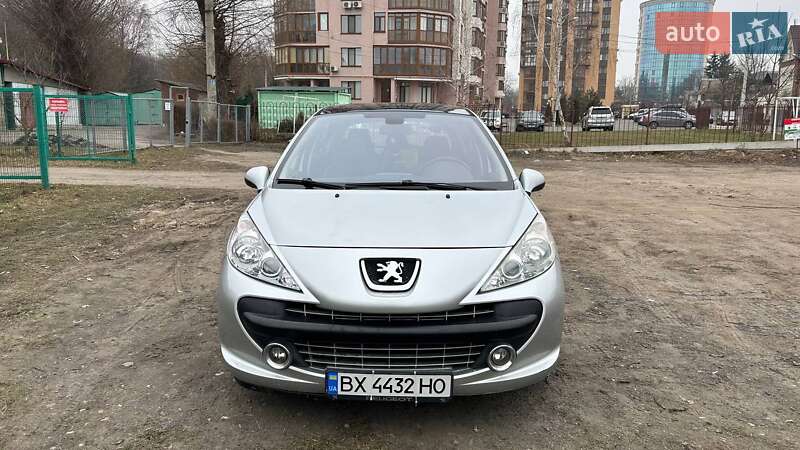 Хэтчбек Peugeot 207 2008 в Хмельницком