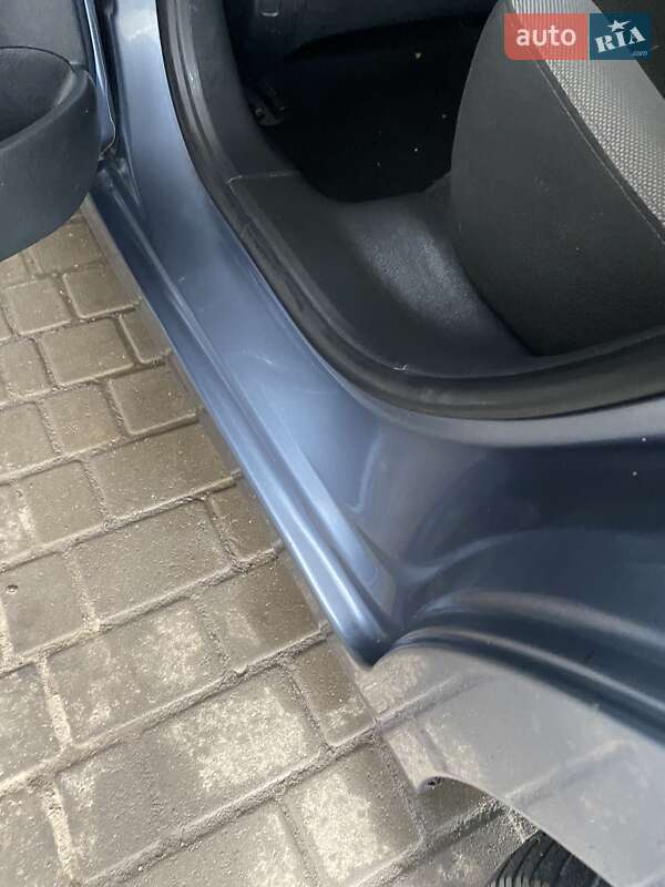 Хетчбек Peugeot 207 2008 в Старокостянтинові