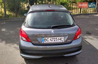 Хэтчбек Peugeot 207 2011 в 