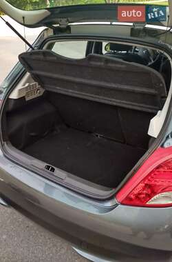 Хэтчбек Peugeot 207 2011 в 