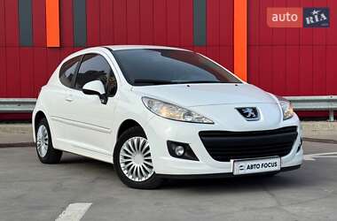 Хэтчбек Peugeot 207 2011 в Киеве