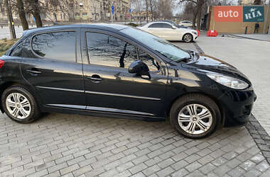 Хетчбек Peugeot 207 2010 в Броварах