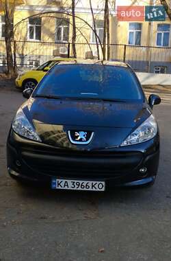 Хэтчбек Peugeot 207 2008 в Киеве