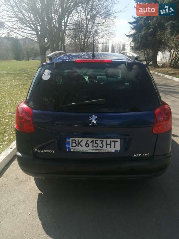 Універсал Peugeot 207 2008 в Рівному