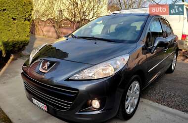 Хэтчбек Peugeot 207 2012 в 
