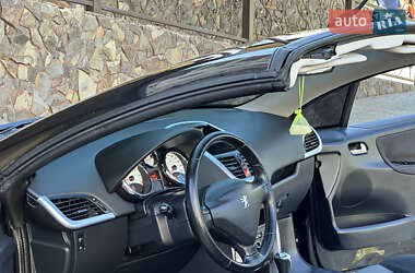 Кабриолет Peugeot 207 2009 в 