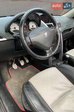 Кабриолет Peugeot 207 2008 в 