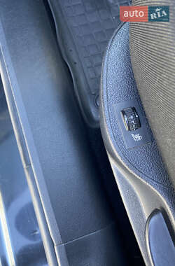 Хетчбек Peugeot 207 2010 в 