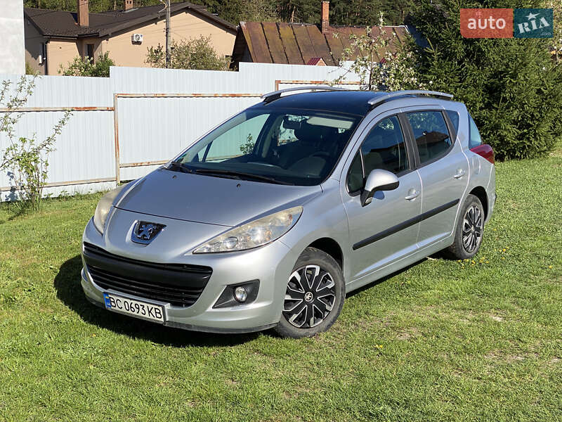 Peugeot 207 2010