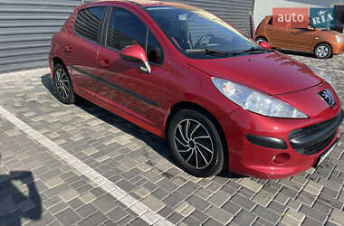 Хэтчбек Peugeot 207 2007 в 