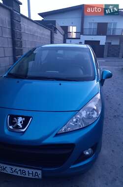 Хетчбек Peugeot 207 2012 в 