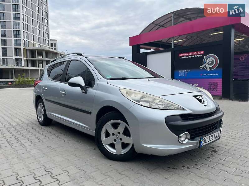 Универсал Peugeot 207 2009 в 