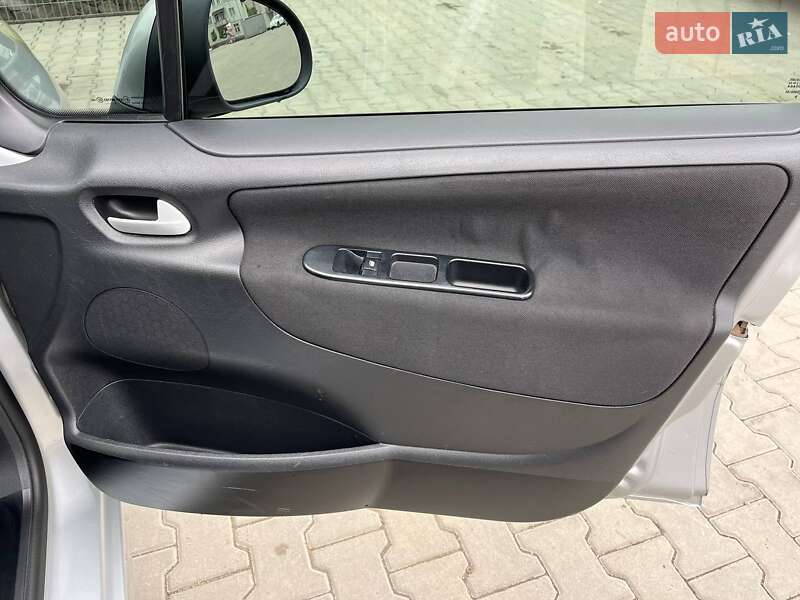 Универсал Peugeot 207 2009 в Львове