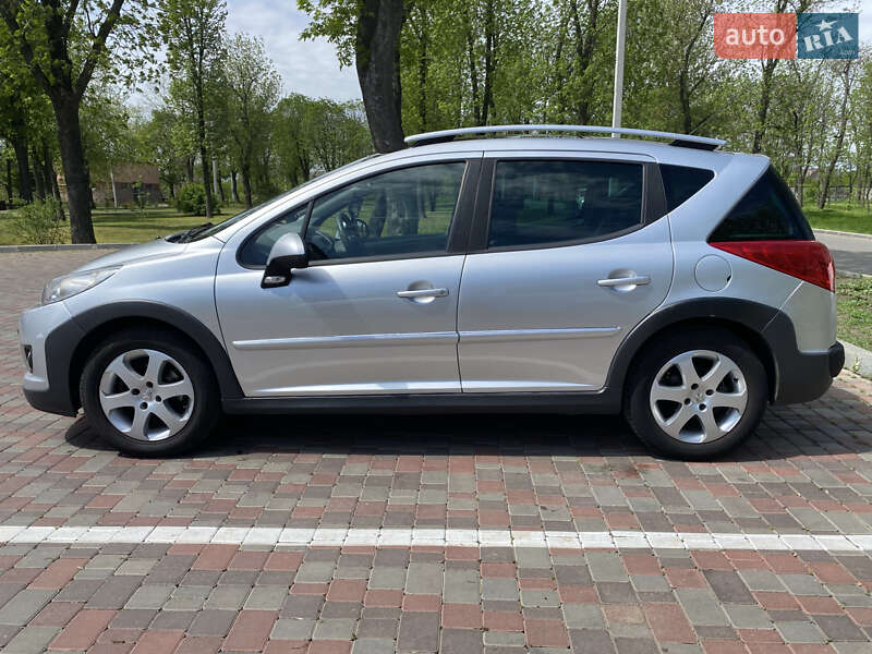Універсал Peugeot 207 2010 в Кропивницькому