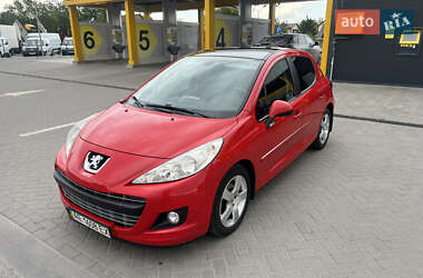 Хэтчбек Peugeot 207 2012 в Днепре