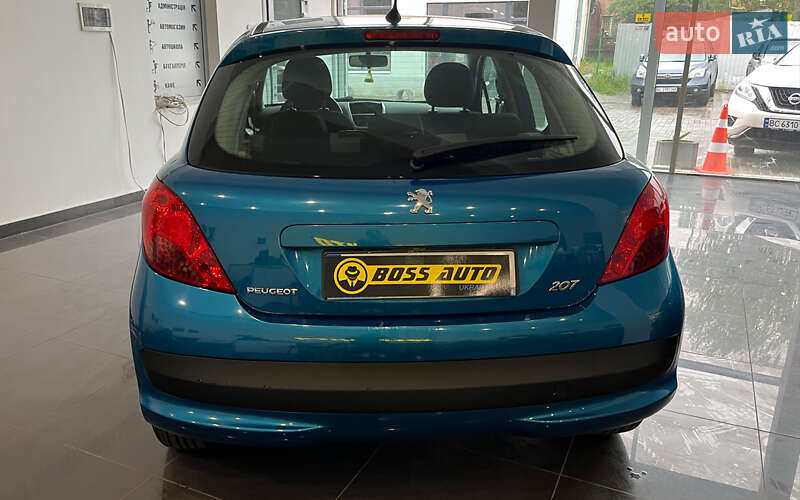 Хетчбек Peugeot 207 2008 в Шептицькому