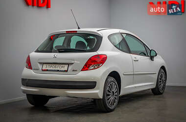 Хетчбек Peugeot 207 2011 в 