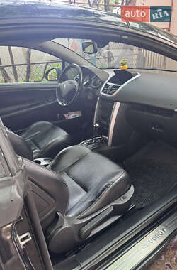 Кабриолет Peugeot 207 2007 в 