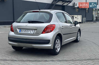Хетчбек Peugeot 207 2007 в 
