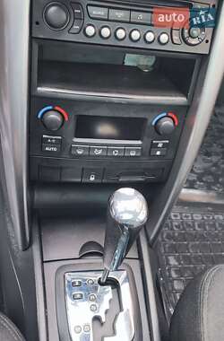 Хетчбек Peugeot 207 2007 в 