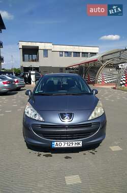 Хетчбек Peugeot 207 2008 в Ужгороді