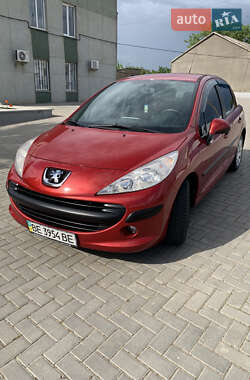 Хэтчбек Peugeot 207 2006 в Новой Одессе