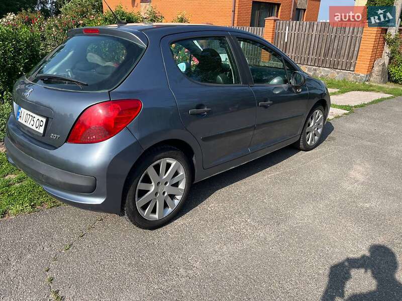 Хэтчбек Peugeot 207 2006 в Ирпене