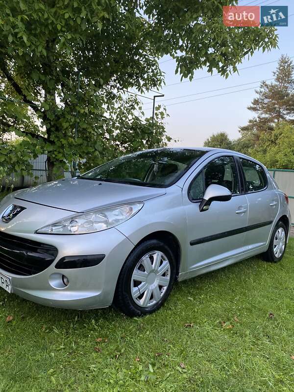 Хетчбек Peugeot 207 2007 в Дрогобичі