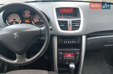 Хэтчбек Peugeot 207 2010 в Харькове