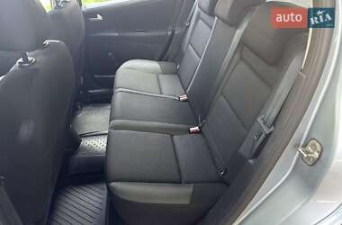 Хетчбек Peugeot 207 2010 в 