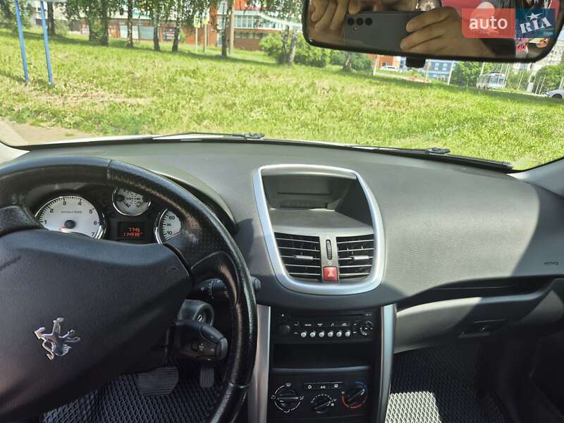 Хетчбек Peugeot 207 2007 в Хмельницькому