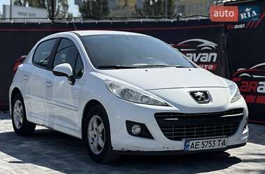 Хэтчбек Peugeot 207 2012 в Днепре