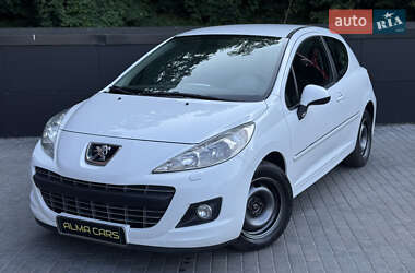 Хэтчбек Peugeot 207 2011 в Киеве