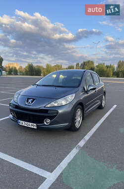 Хэтчбек Peugeot 207 2008 в 
