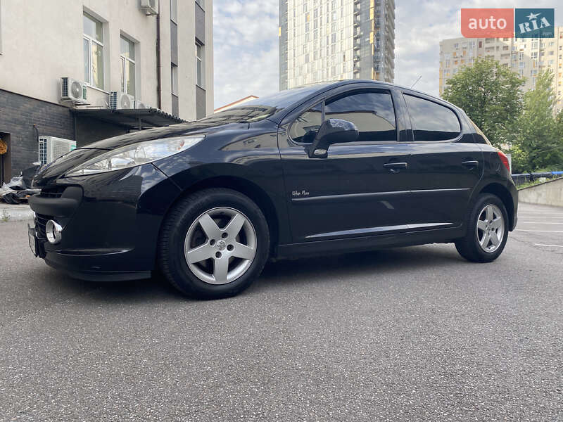 Хэтчбек Peugeot 207 2009 в Харькове