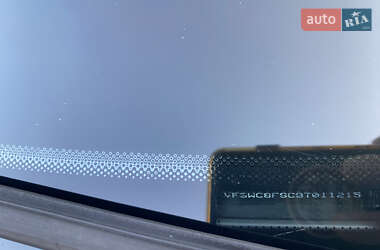 Хетчбек Peugeot 207 2009 в 