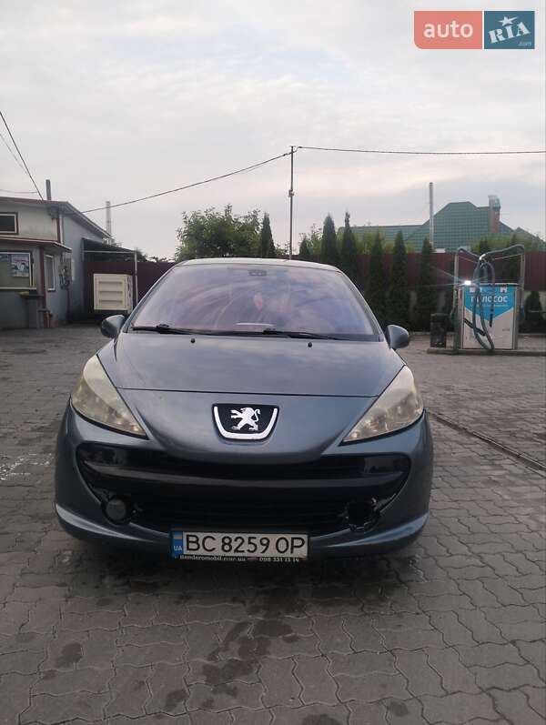 Хэтчбек Peugeot 207 2008 в Львове