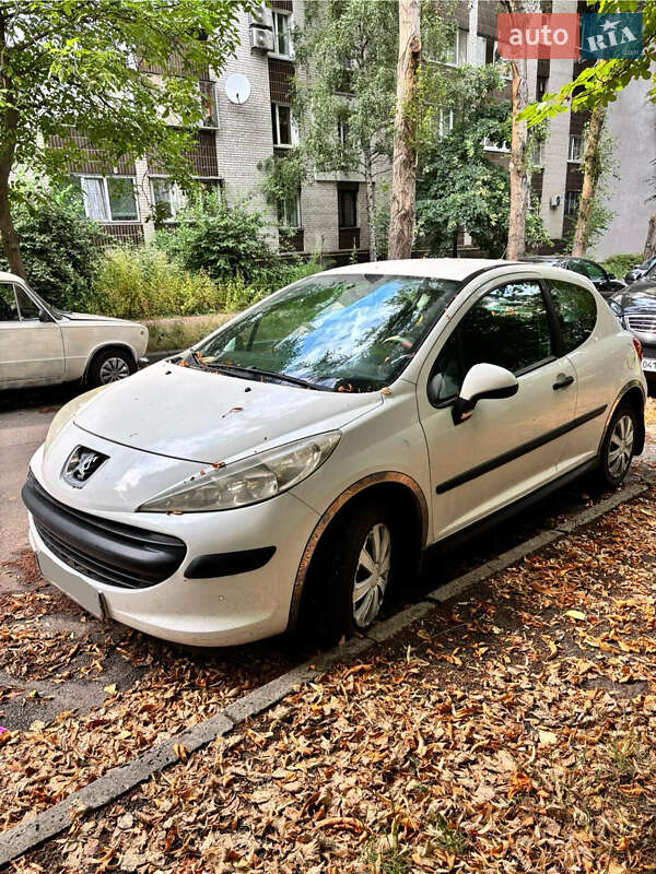 Хэтчбек Peugeot 207 2008 в Днепре