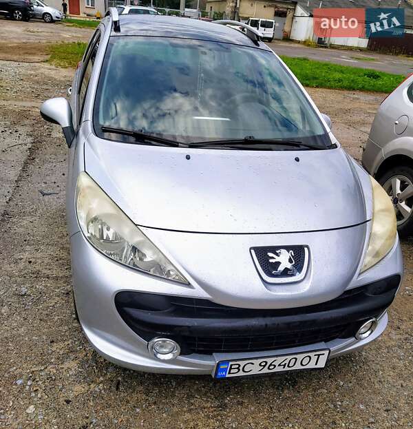 Универсал Peugeot 207 2009 в Стрые