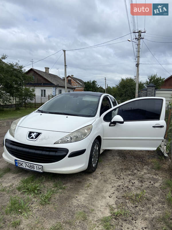 Peugeot 207 2008