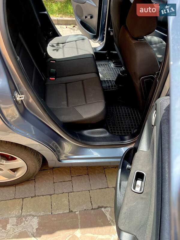 Универсал Peugeot 207 2011 в Тернополе фото 10 Универсал Peugeot 207 2011 в Тернополе