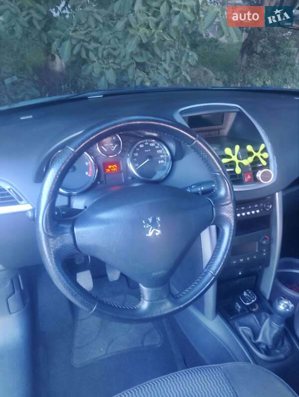 Хетчбек Peugeot 207 2006 в Вінниці