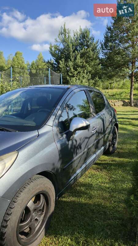 Хетчбек Peugeot 207 2007 в Ужгороді