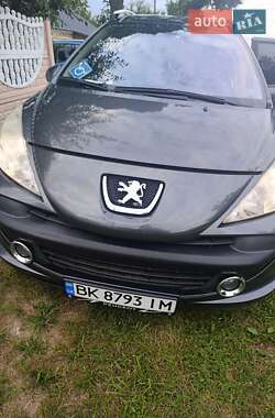 Універсал Peugeot 207 2008 в Рівному