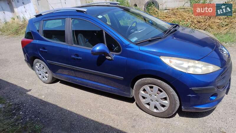 Універсал Peugeot 207 2008 в Чернівцях