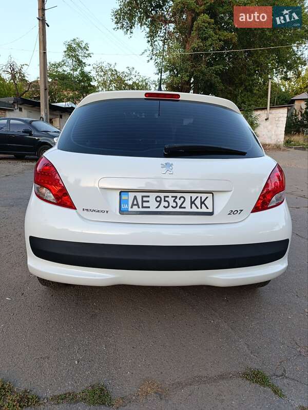 Хэтчбек Peugeot 207 2011 в Кривом Роге фото 6 Хэтчбек Peugeot 207 2011 в Кривом Роге