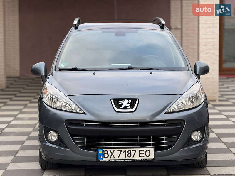 Універсал Peugeot 207 2011 в Летичіві