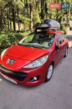 Хетчбек Peugeot 207 2010 в Луцьку